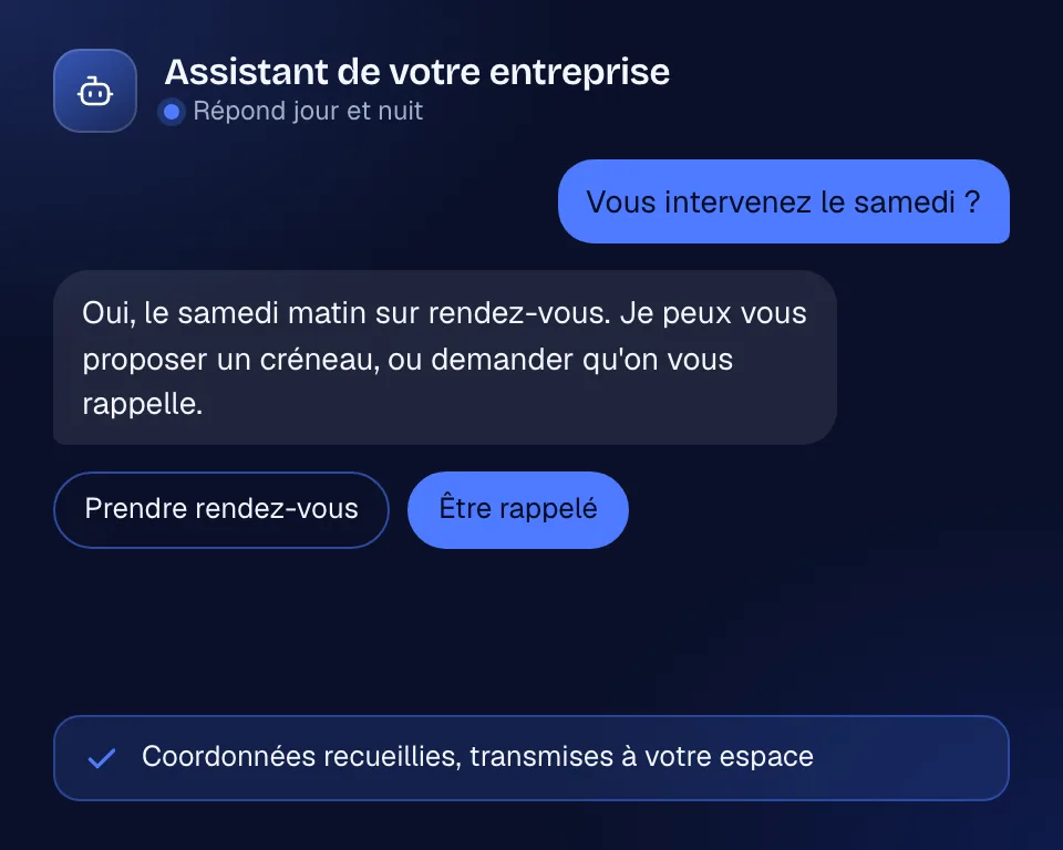 Module Assistant IA : un visiteur demande si l'entreprise intervient le samedi, l'assistant répond et propose de prendre rendez-vous ou d'être rappelé, puis transmet les coordonnées à l'espace client.
